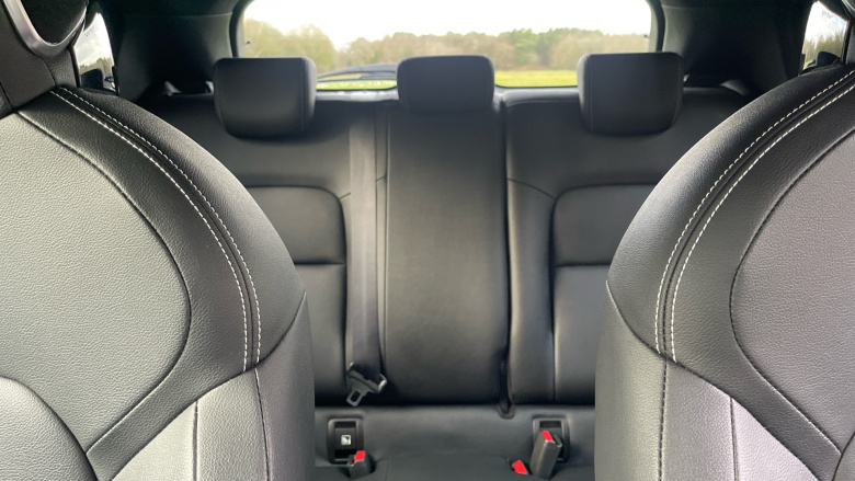 Nissan Juke 1.0 DiG-T 114 Tekna 5dr DCT Petrol Hatchback